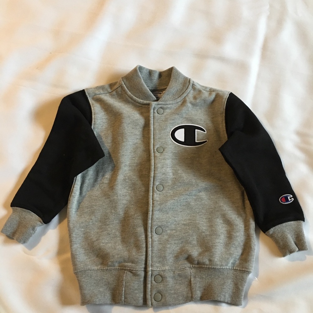 New champion jacket size4T gray and black